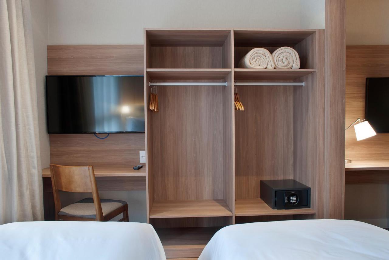 Exclusive & By Parks Hotel